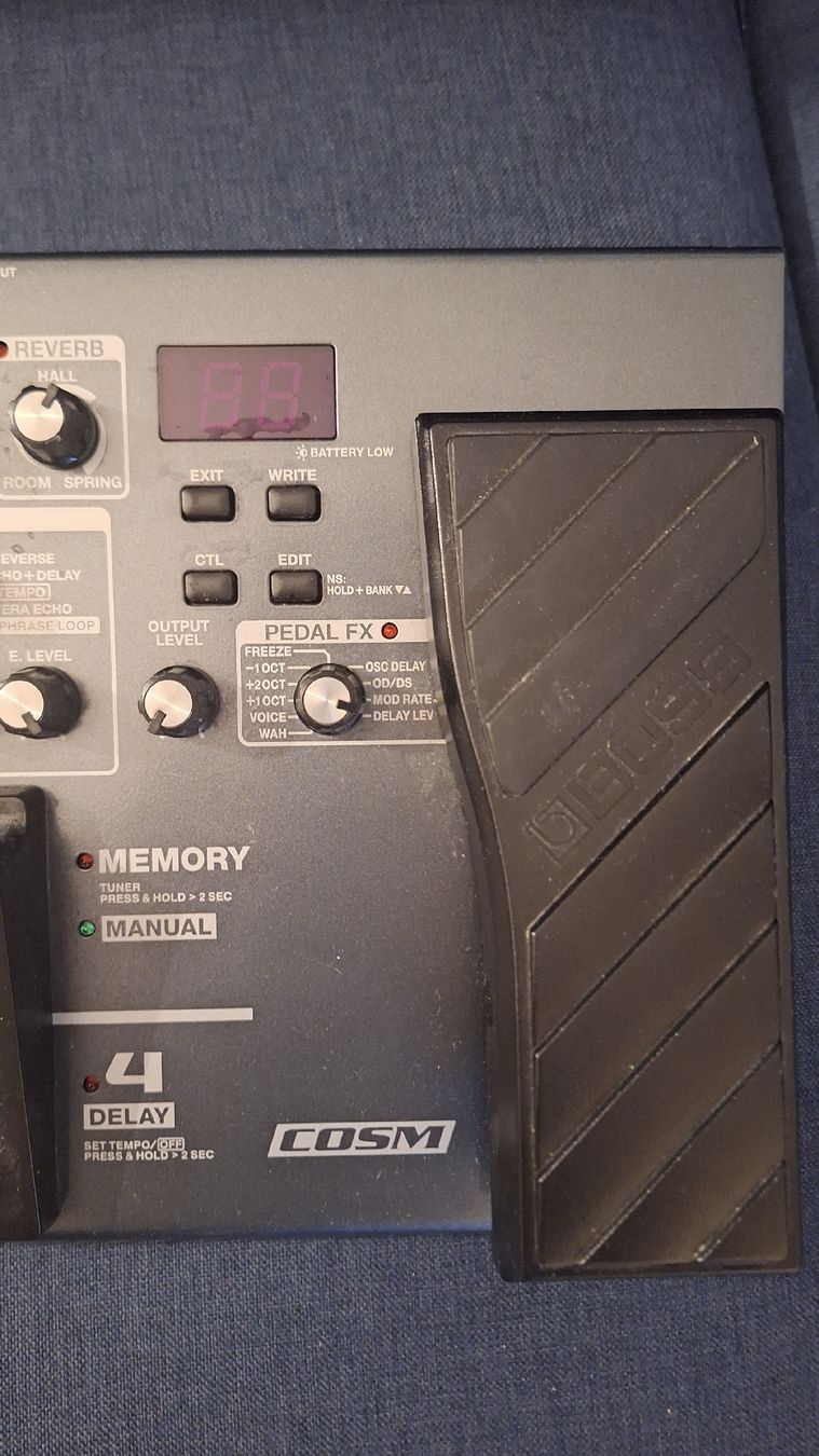 Boss Musikinstrumente: Boss Me-80 – Neu (gemäss Beschreibung) aus Luzern von Black_Rock 4