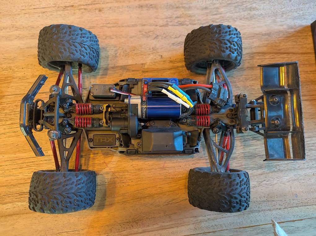 Modellismo RC: RC Car E-Revo VXL 1/16 3S – Usato da Lostorf venduto da lael33 6