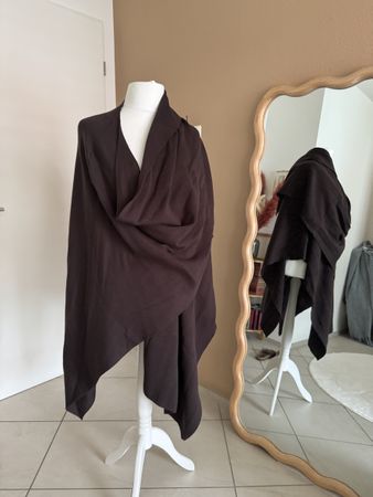 Wunderschöner warmer Poncho/Umhang für den Herbst/Winter