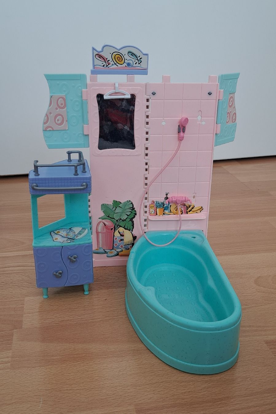 Barbie Case e mobili per bambole: Barbie Badezimmer – Usato da Emmen venduto da Jess_12he