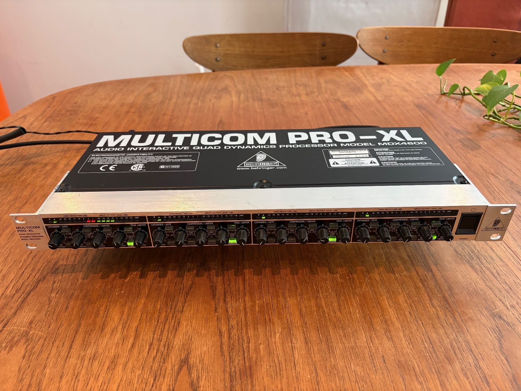 Behringer Console di mixaggio: Behringer Multicom Pro-XL MDX4600 – Usato da Genève venduto da xlaurentx 1