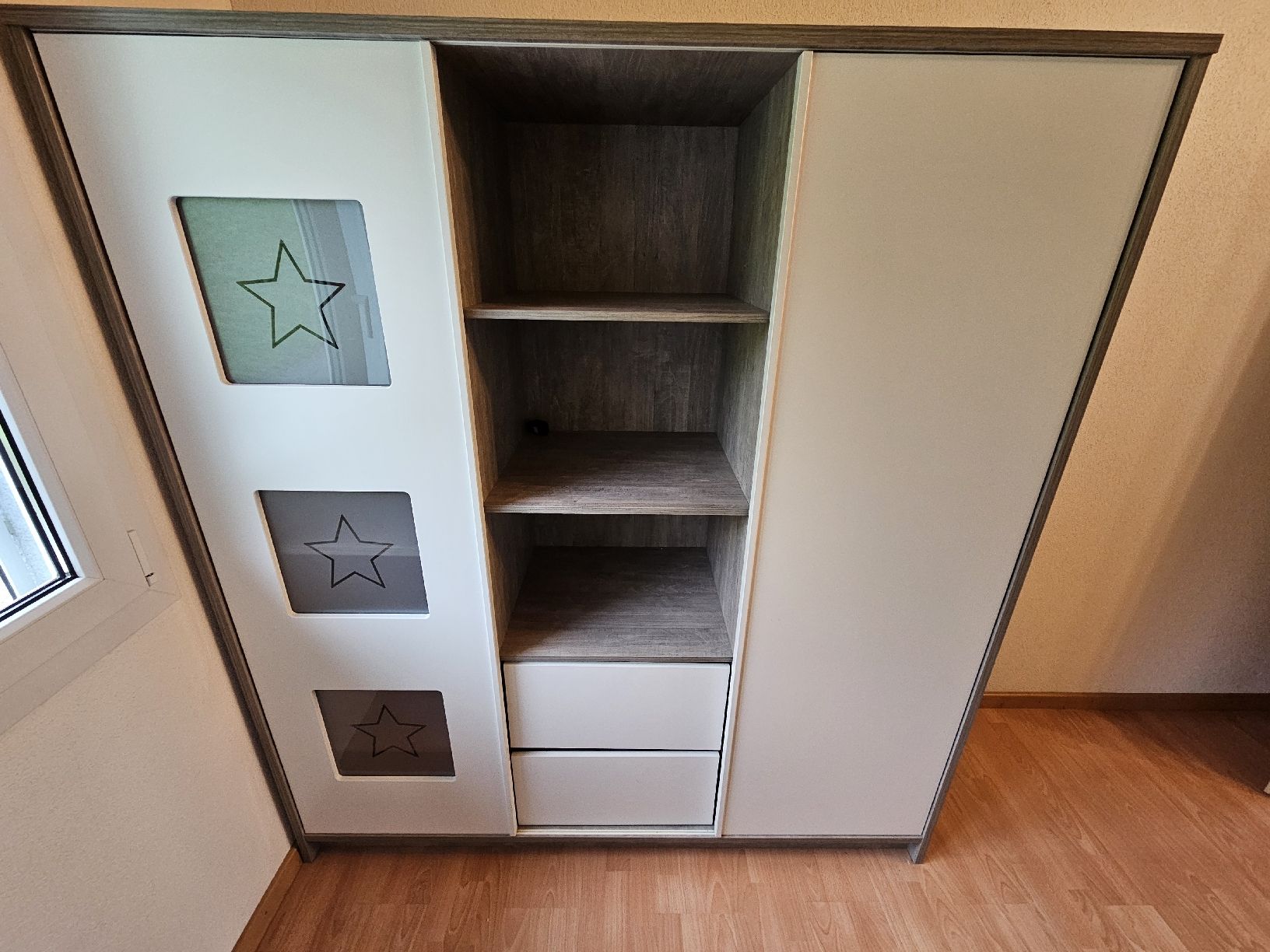 Armadi: Kleiderschrank fürs Baby oder Kinderzimmer – Usato da Seewen SZ venduto da Gringo1810 1