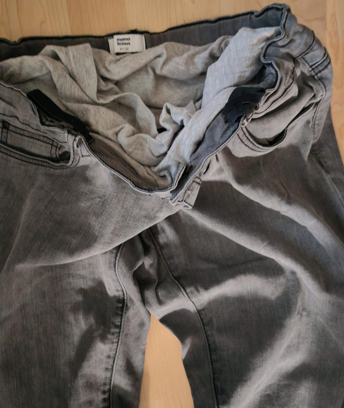 Mamalicious Jeans: Umstandsjeans elastisch, Gr. 32/31 + 32/30. 2 Stk. – Gebraucht aus Sachseln von jocaso 6