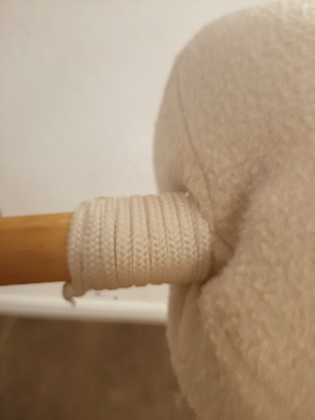 Tessuti: Hobby horse beige weiss – Usato da Lengnau AG venduto da Ssvenja 6