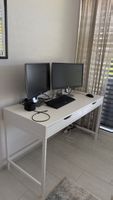 Schreibtisch weiss mit 2 Schubladen guter Zustand