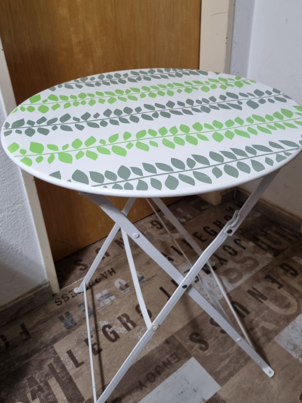 Tavoli: Tisch,  Gartentisch rund klappbar – Usato da geroldswil venduto da Gumball1