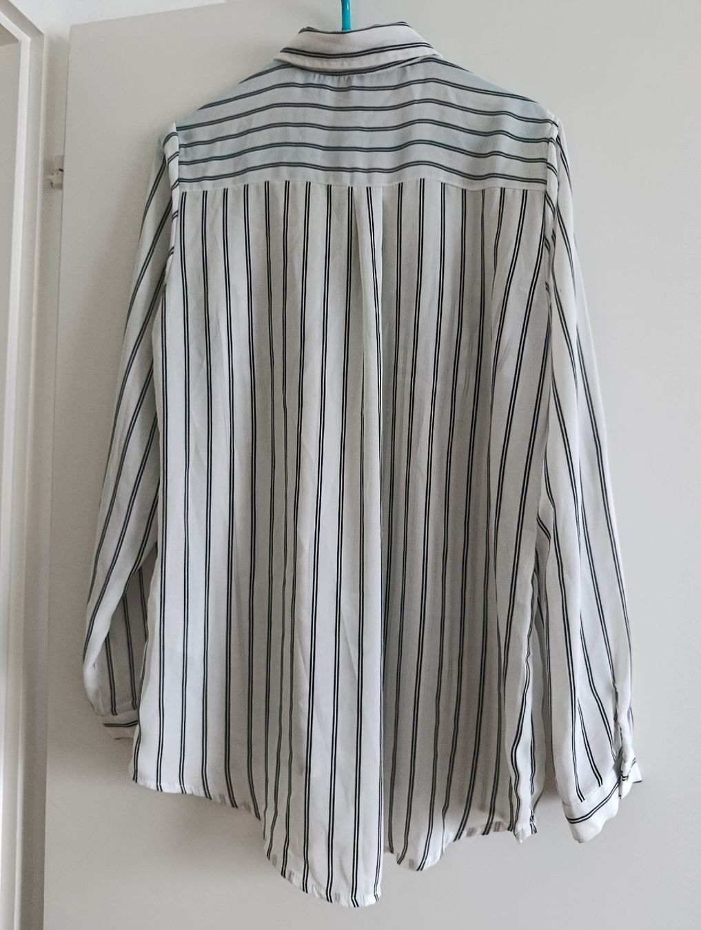 Camicette: Bluse Gr.S Chicorée weiss mit schwarzen Streifen – Usato da Bellach venduto da TORA4 4