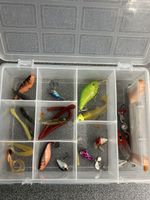 Köderbox komplett mit Kunstködern