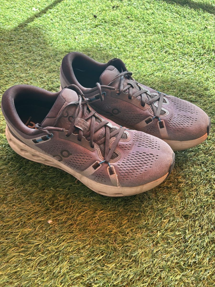 On Scarpe da uomo: Scarpe 44,5 On Cloudsurfer 2  – Usato da Carabbia venduto da ila_2jjj