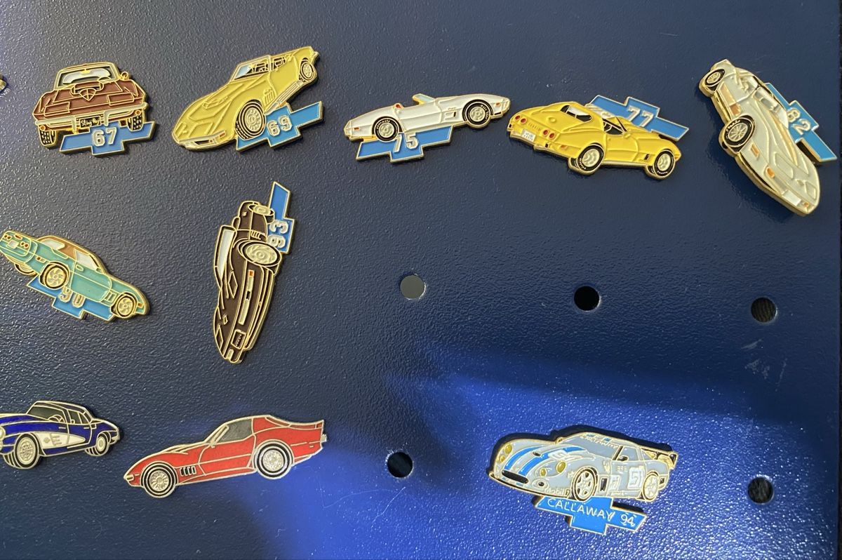 Chevrolet Plaketten & Abzeichen: CORVETTE 20 Pin‘s – Neu (gemäss Beschreibung) aus Oftringen von Studich 5