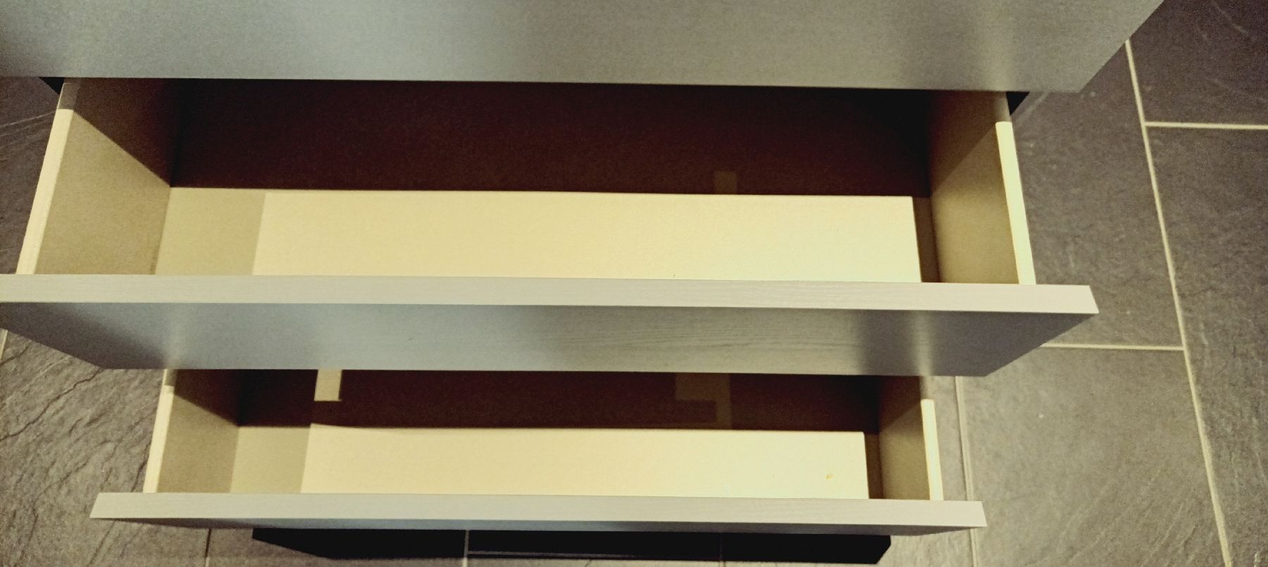 Commodes: Kommode Ikea mit drei Schubladen grau  – D'occasion à Emmen par Mocck 5