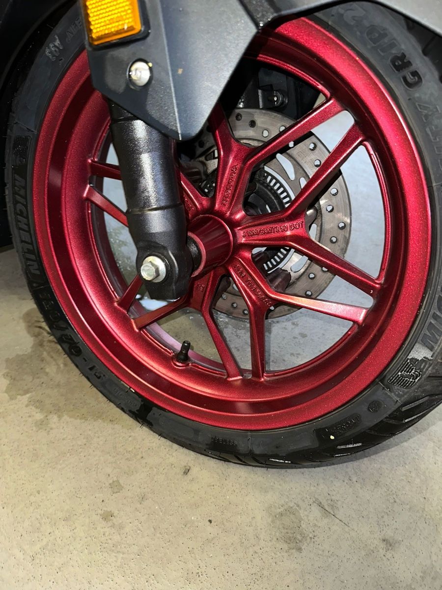 Honda Scooter: Honda Forza 125 Special Edition – Usato da Zürich venduto da Perowe 7