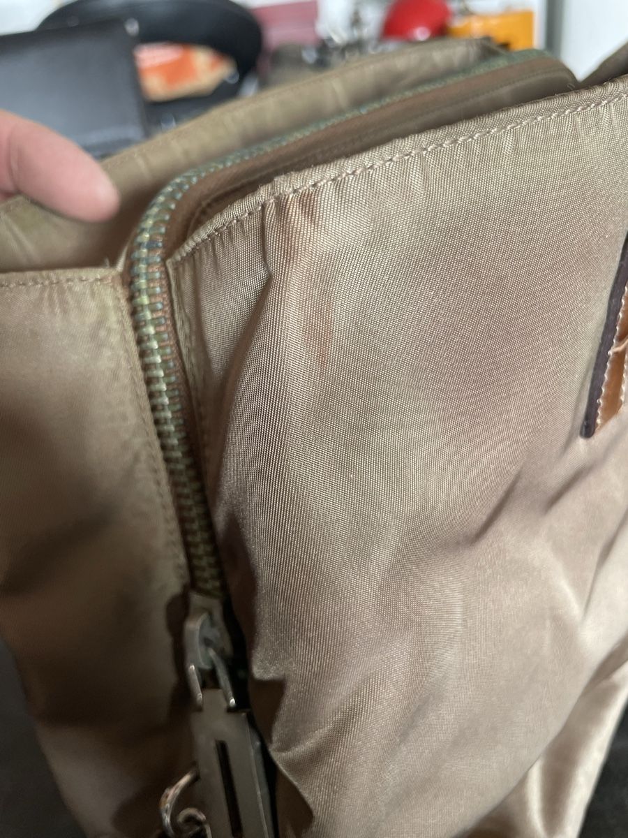 Prada Borse da donna: Sac à Main Prada Nylon Cuir – Usato da Vallamand venduto da Bricbracbroc82 7