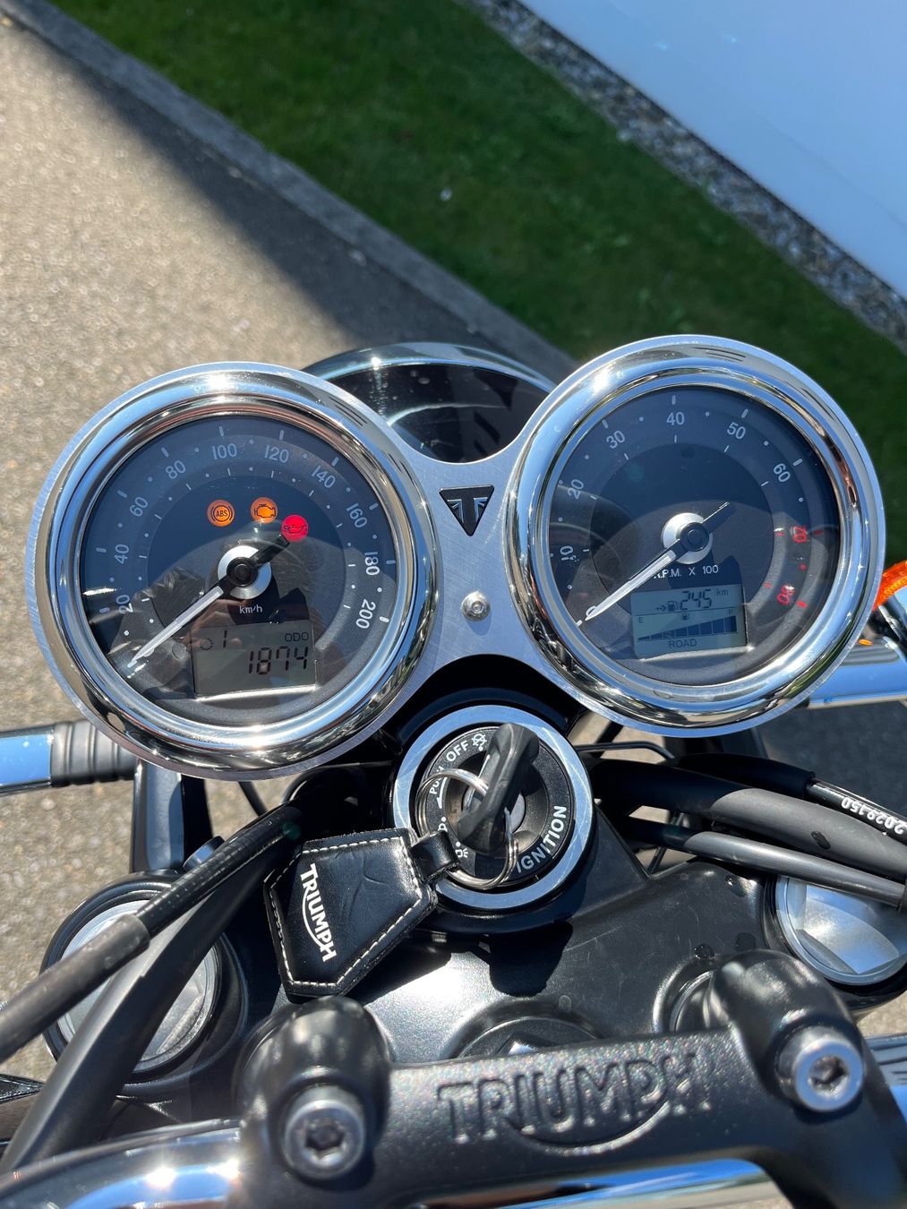 Triumph Strada: Triumph Bonneville T120 – Usato da Wetzikon ZH venduto da MW.S 8