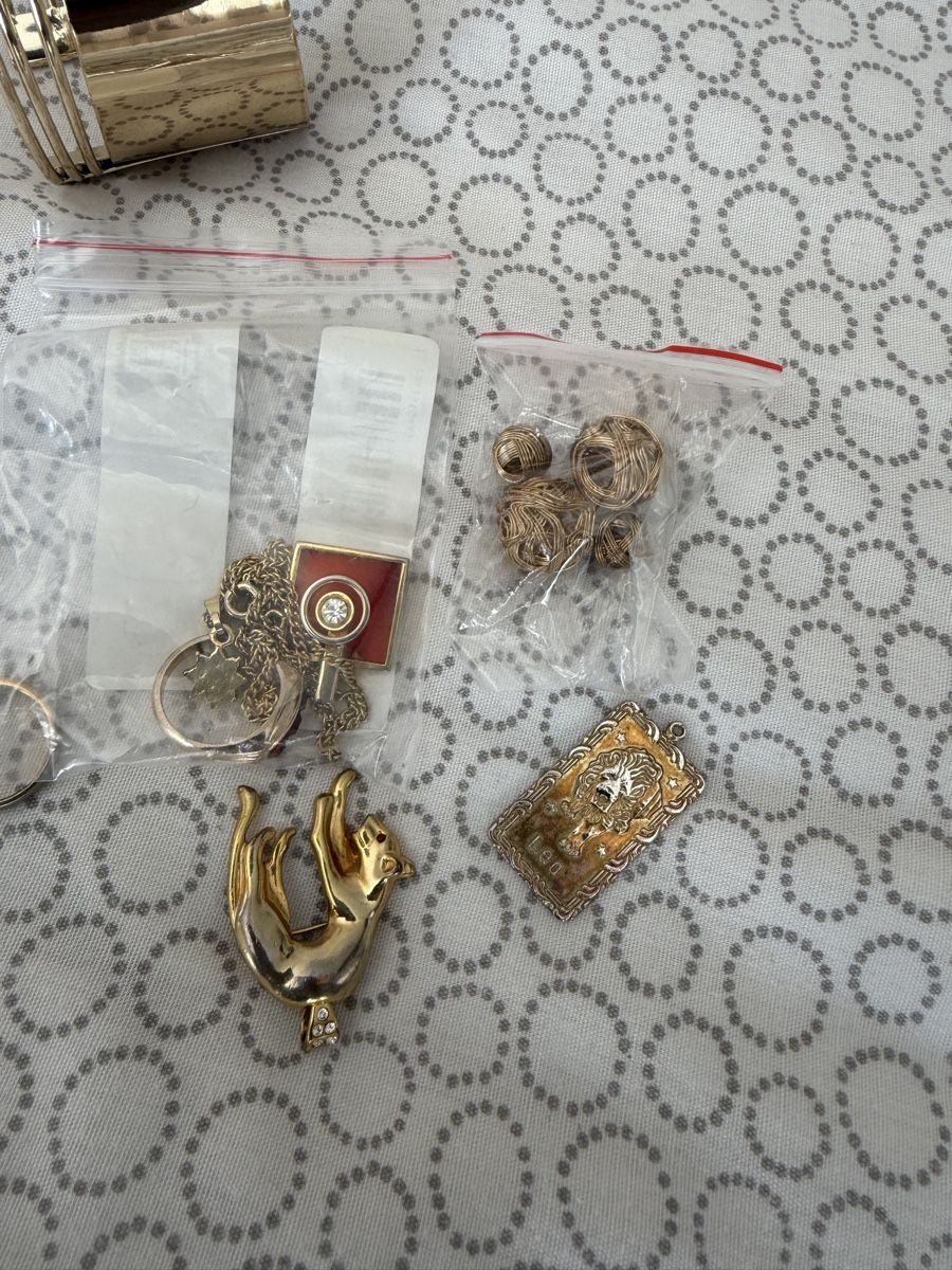Altri gioielli: Lot de bijoux à vendre  – Usato da La Chaux-de-Fonds venduto da CGL_watches16y 2