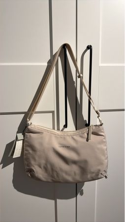 Kapten & Son Tasche Skara Sandstone NEU