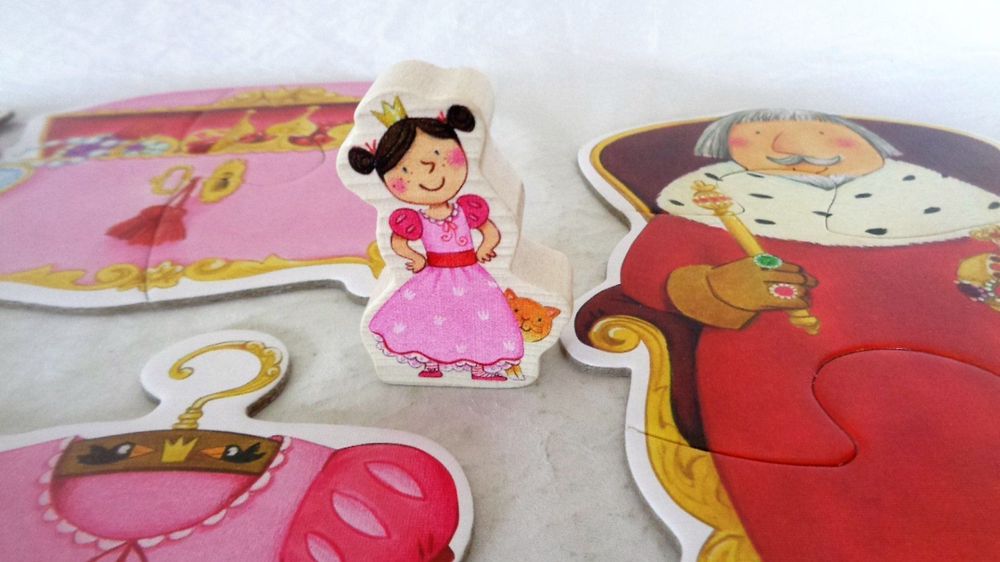  HABA - 6 erste Puzzle + Holzfigur Prinzessin / Komplett (Gebraucht) in 