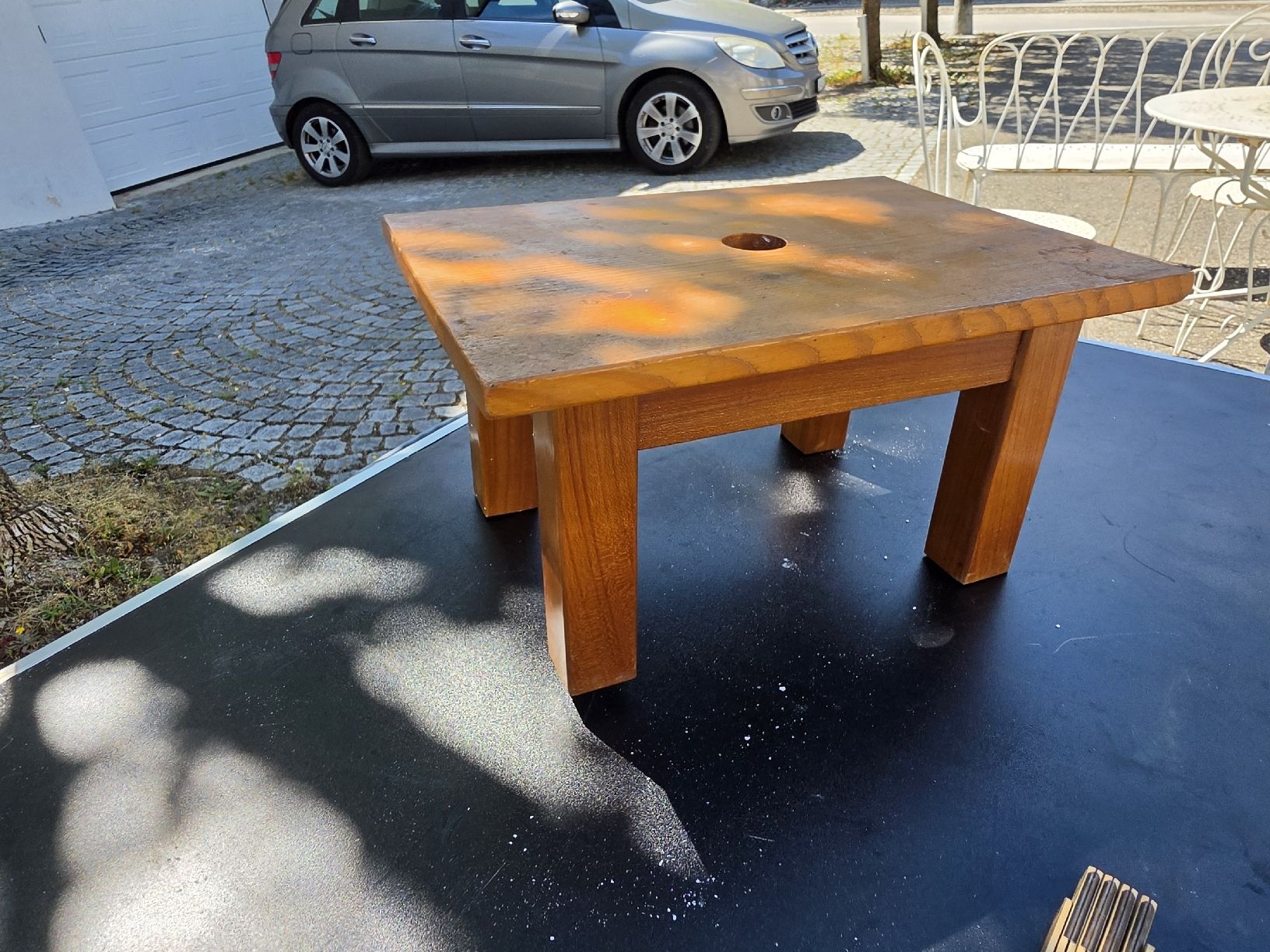 Tabourets: Holz schämeli quadratisch mit Loch gebraucht – D'occasion à Mettlen par elios0888 9