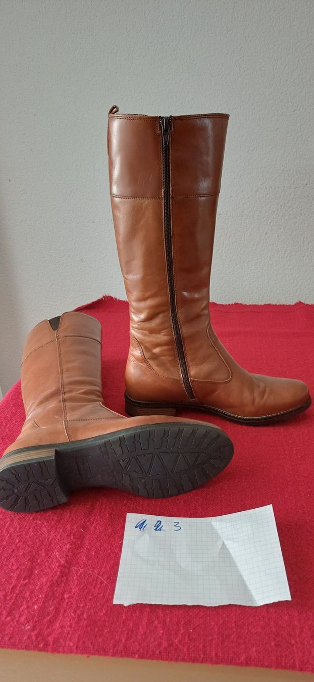 Tamaris Scarpe da donna: Winterstiefel okerbraun – Usato da Pfäffikon ZH venduto da rst628 2