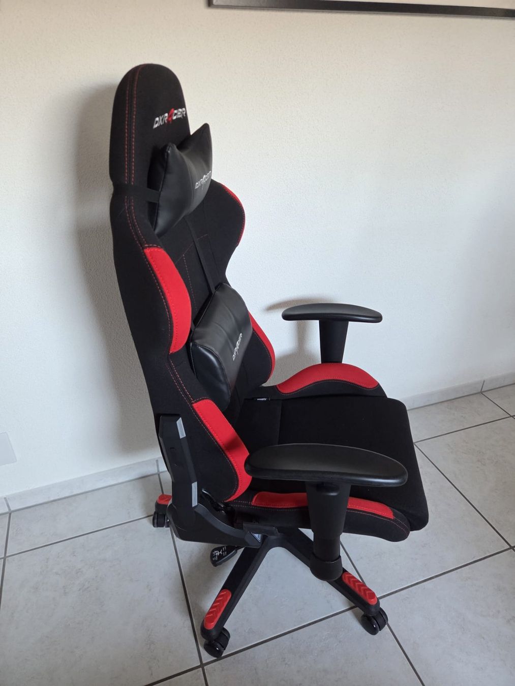DXRacer Stühle: DXRacer Formula Schwarz/Rot – Gebraucht aus Baar von luca.sismondi 4