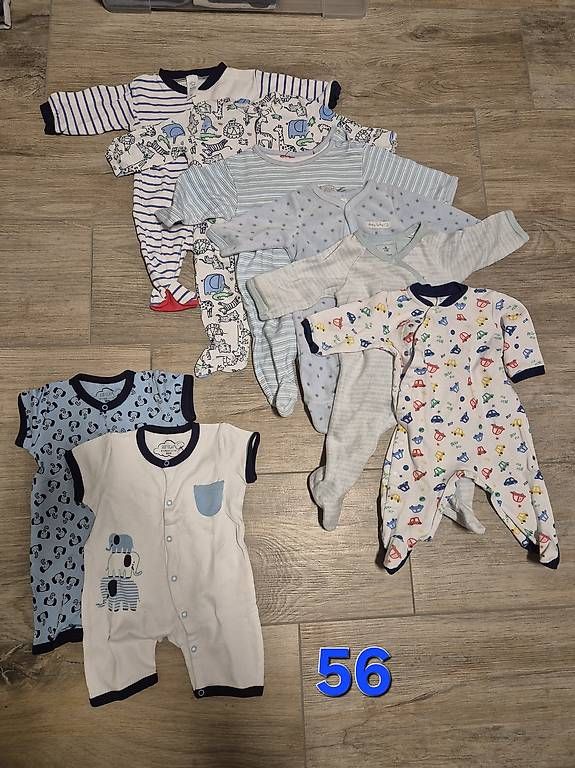 Lotti & Set di vestiti: Babykleider 50-56 – Usato da Oetwil am See venduto da delia.hess 1