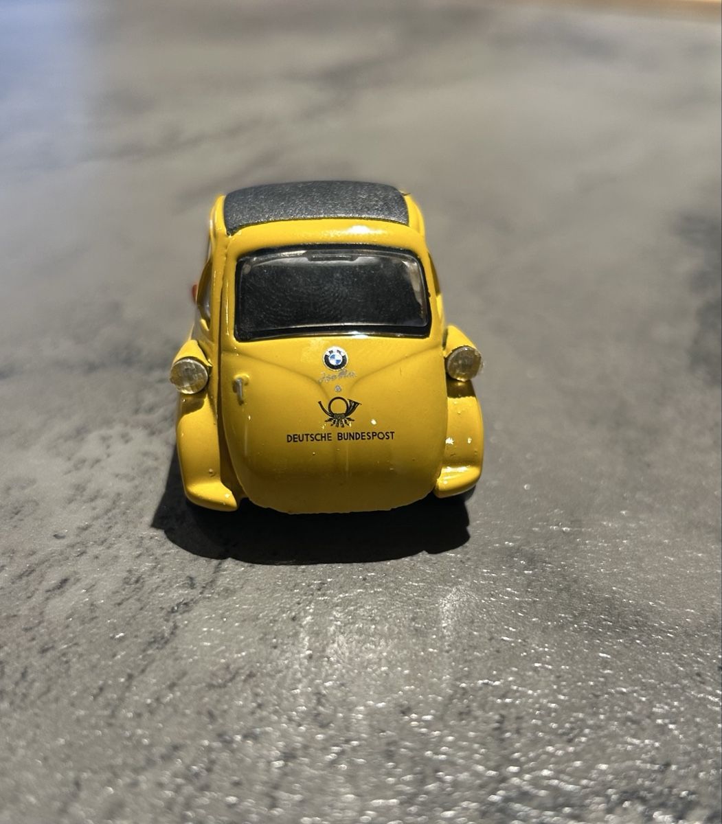 Schuco Modellini d'auto: Modèle réduit BMW  Isetta – Usato da Baar nendaz venduto da min_n5tw