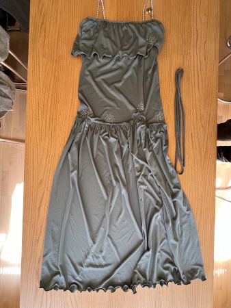 Kleid von Lauren, Strasssteine, Grösse 40