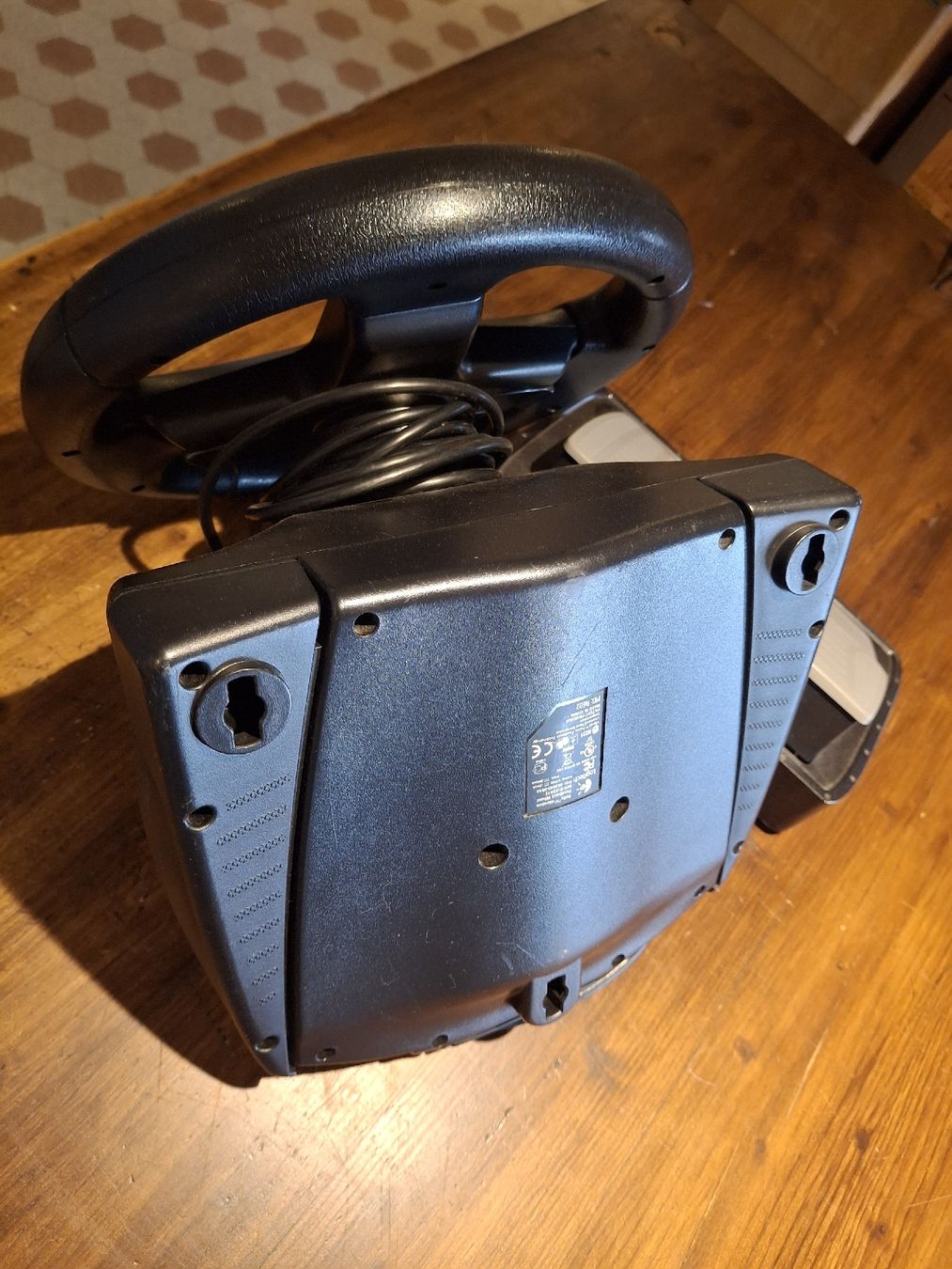 Controller: Logitech Driving Force Rennlenkrad  – Usato da Heimenschwand venduto da fahrni01 1