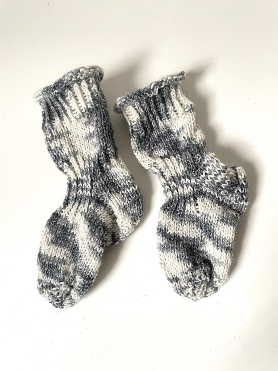 Calze per bambini: Weiche Babysöckchen, Babyfinkli – Nuovo e nell'imballaggio originale da Fislisbach venduto da handglismet 1