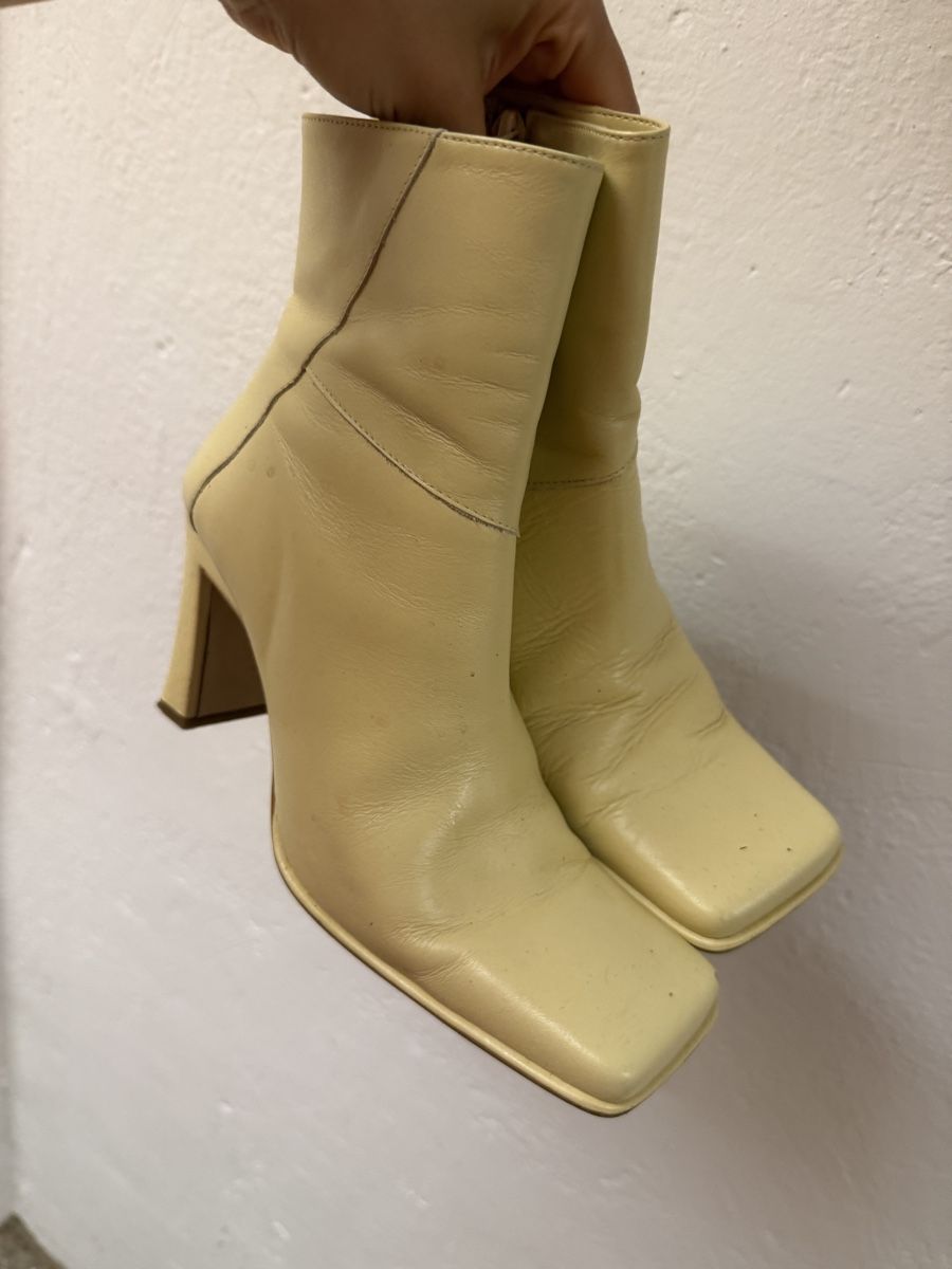 Scarpe da donna: Yellow mango Leather Ankle Boots - Square Toe - Size 37 – Usato da Adliswil venduto da dai_yr5z