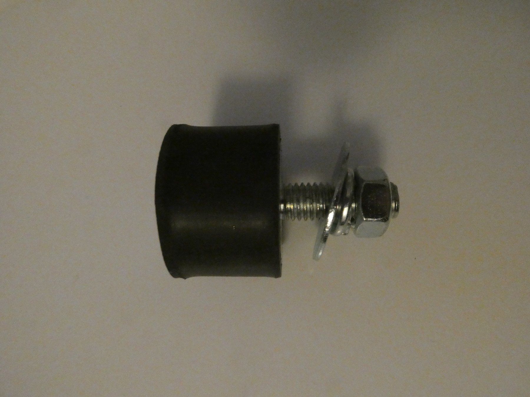 Metall- & Schlosserei Sonstiges: Schwingungsdämpfer M8 ( 4Stk. ) – Neu (gemäss Beschreibung) aus Fulenbach von Hach0