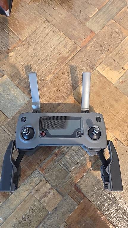 DJI Telecomando: Télécommande DJI Mavic 2 (RC1A)  Seule – Usato da martigny venduto da julienperret 1