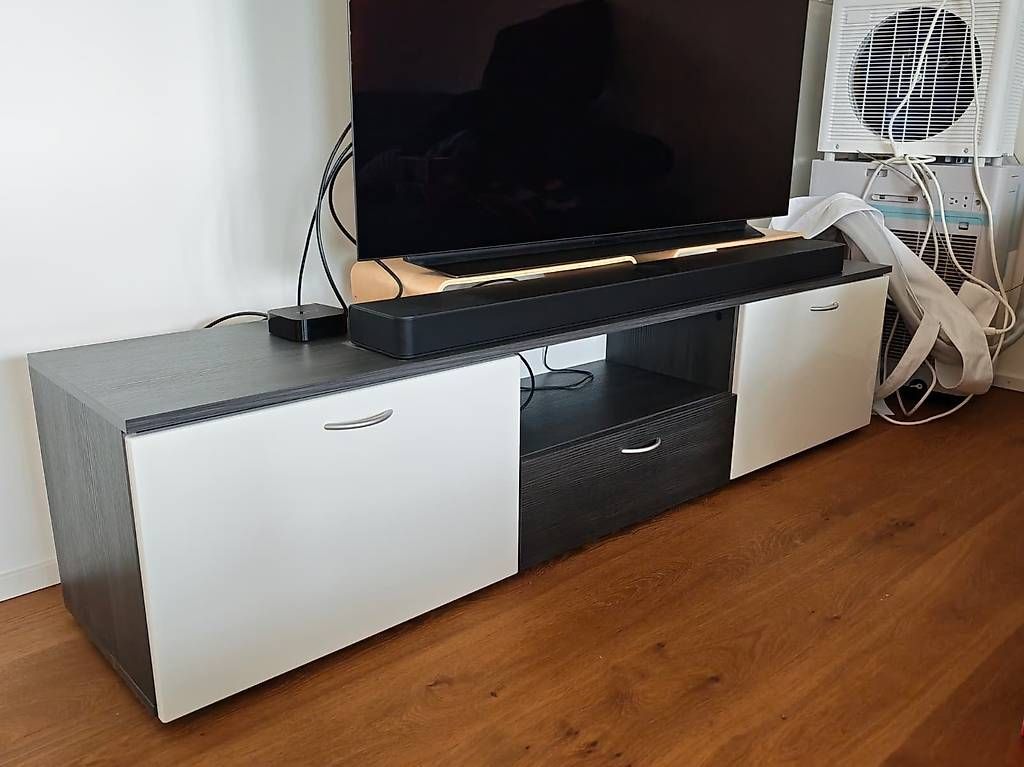 Mobili TV: Gratis abzugeben - Stylisches Sideboard – Usato da Bischofszell venduto da van_ii93 3