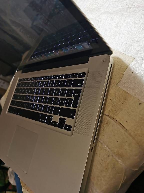 Notebook: MacBook Pro 15 Intel i7 8Go HDD 500Go Microsoft Office – Usato da Lausanne venduto da Dukco 4