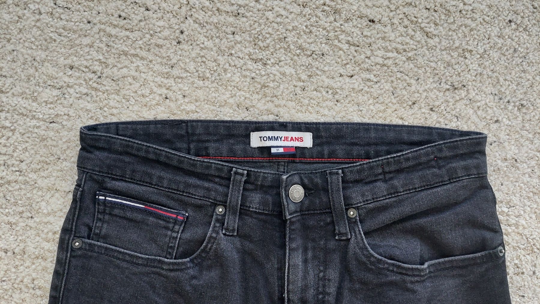 Jeans: Tommy Jeans "Austin" 31/32 – Gebraucht aus Dübendorf von huebi01 2