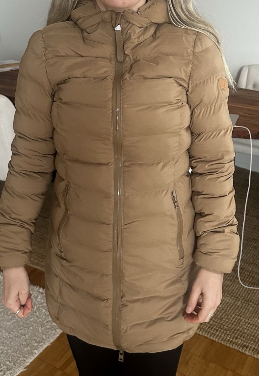 Cappotti: Beige GAS down coat womens XS – Usato da Zug venduto da abe_6llp 1