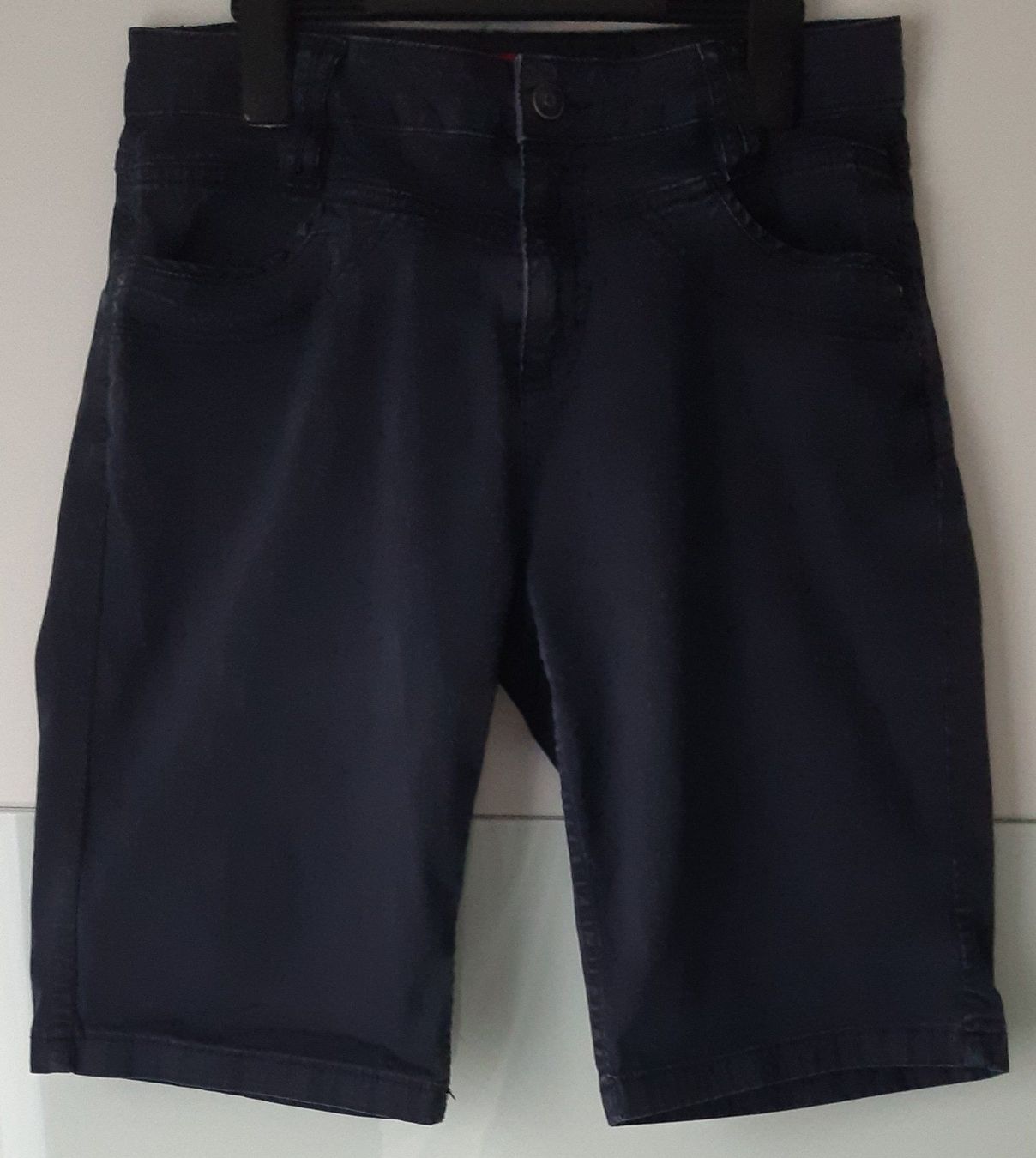 Jeans: Shorts Damen Grösse 38 – Usato da Feuerthalen venduto da kigo87
