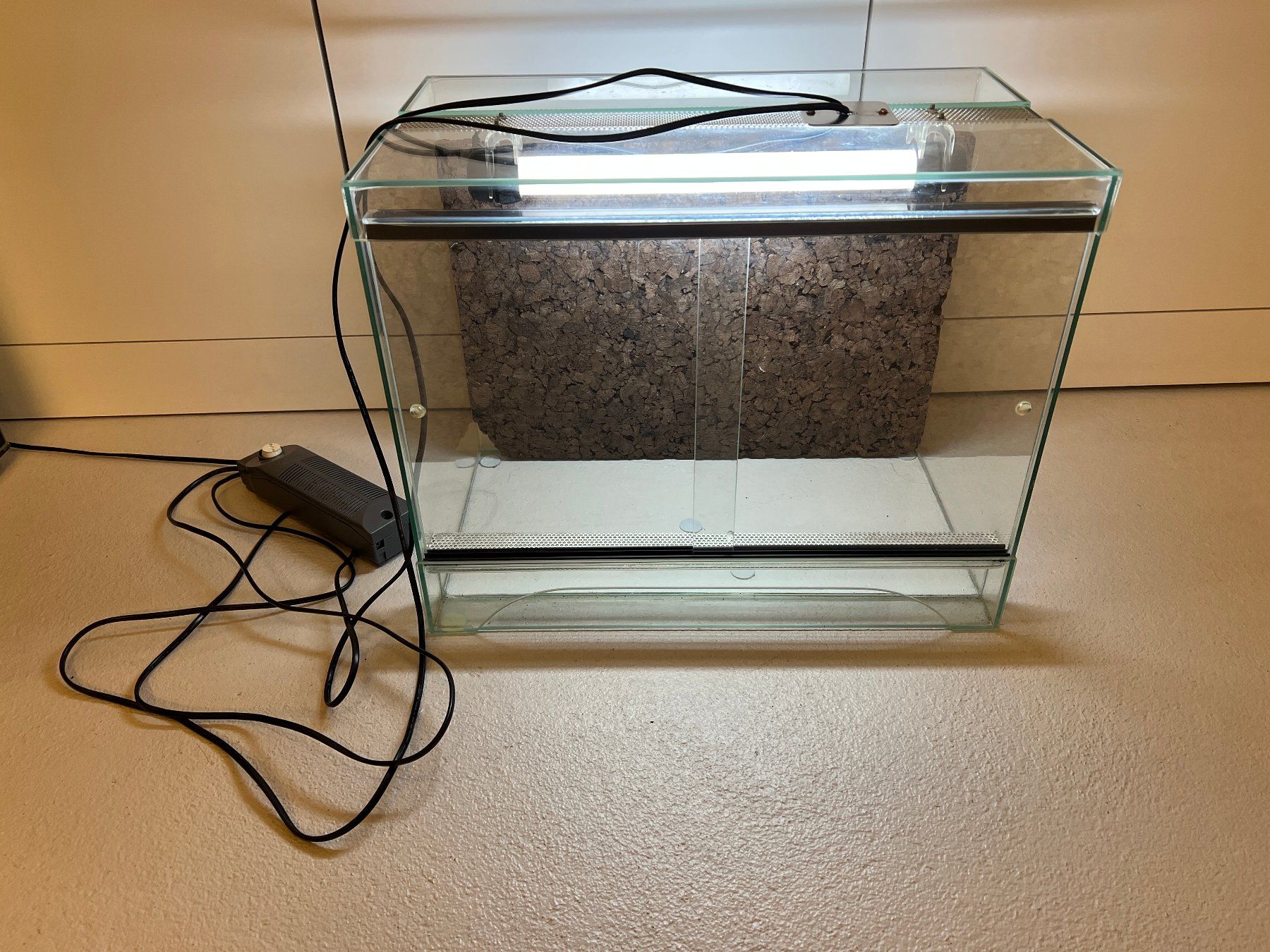 Terrarium: Terrarium B50xT30xH40cm – Gebraucht aus Hohenrain von Anirob