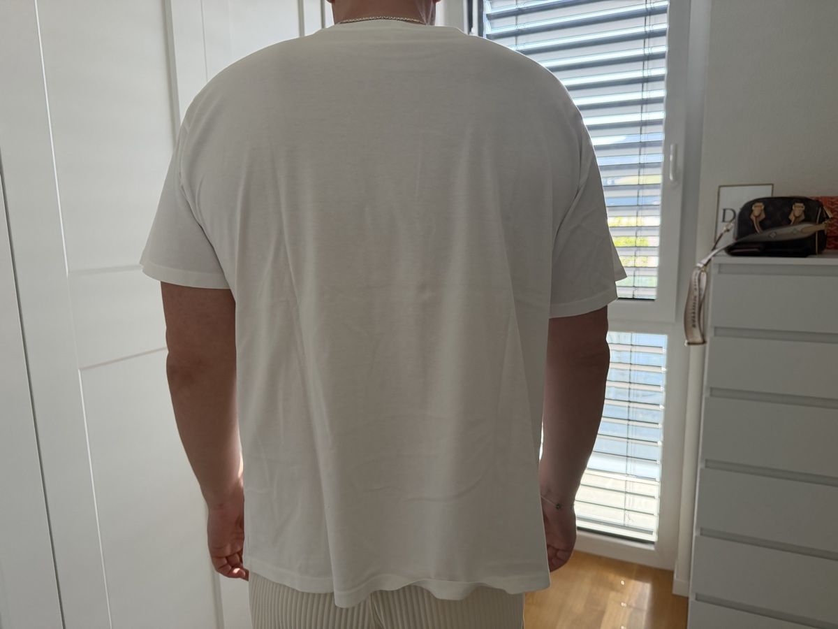 T-shirt: CÉLINE Xl Oversized – Usato da Cortaillod venduto da auraya22 2
