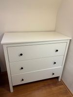 Kleiner Ikea Schrank hemnes