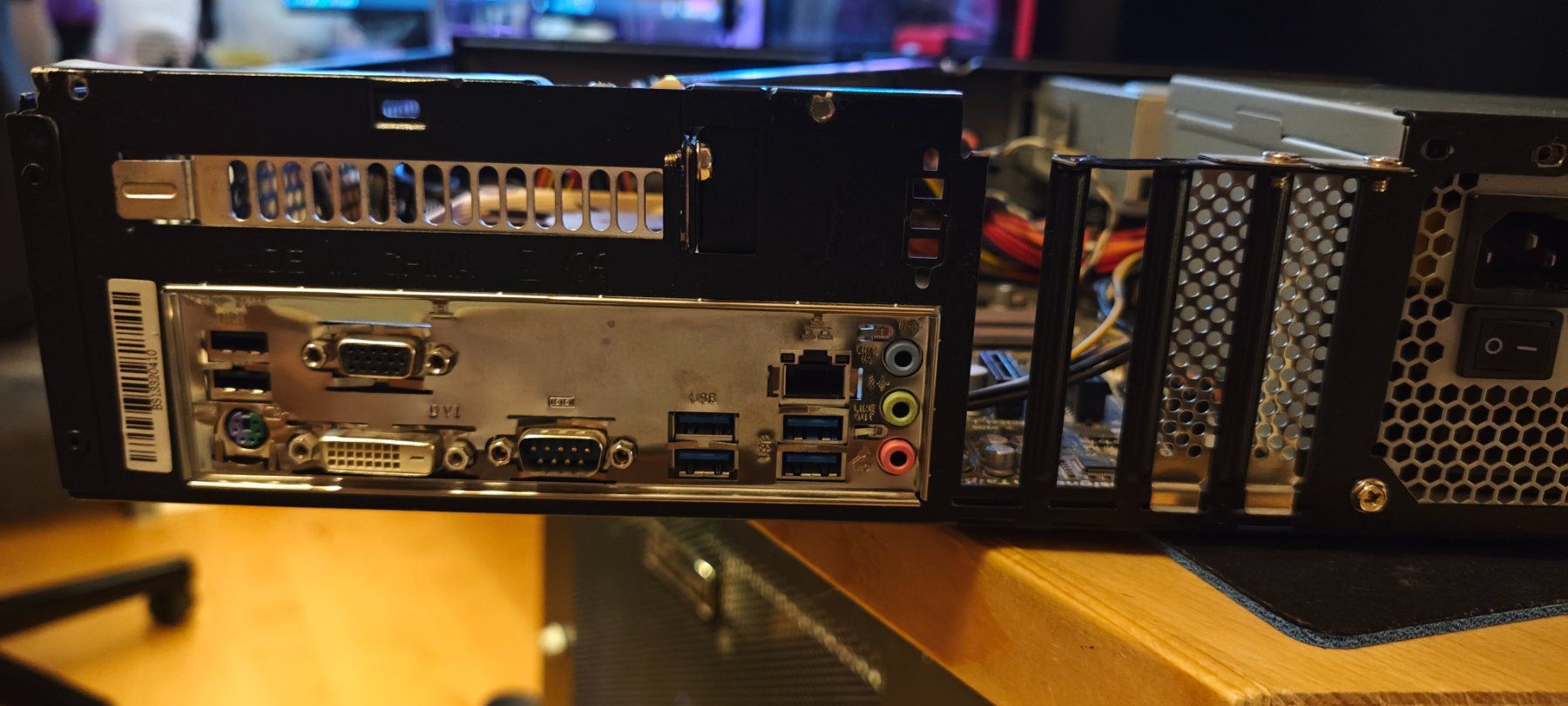 Intel PC: Alter SFF Computer mit 8GB RAM, i7-4790K, 4TB HDD – Usato da Wölflinswil venduto da EIFACH_CJ 6