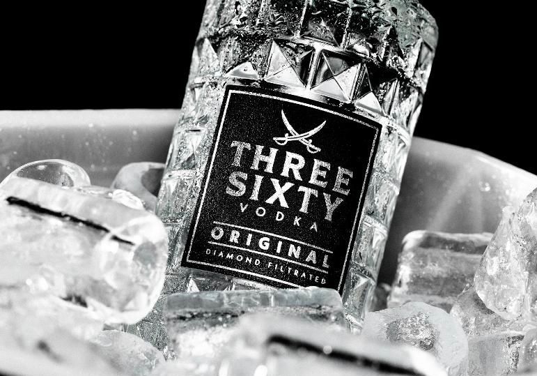 Bevande alcoliche: 1 Three Sixty Vodka original 70cl, 37,5%vol. – Nuovo e nell'imballaggio originale da Basel venduto da Seifehuesli 4