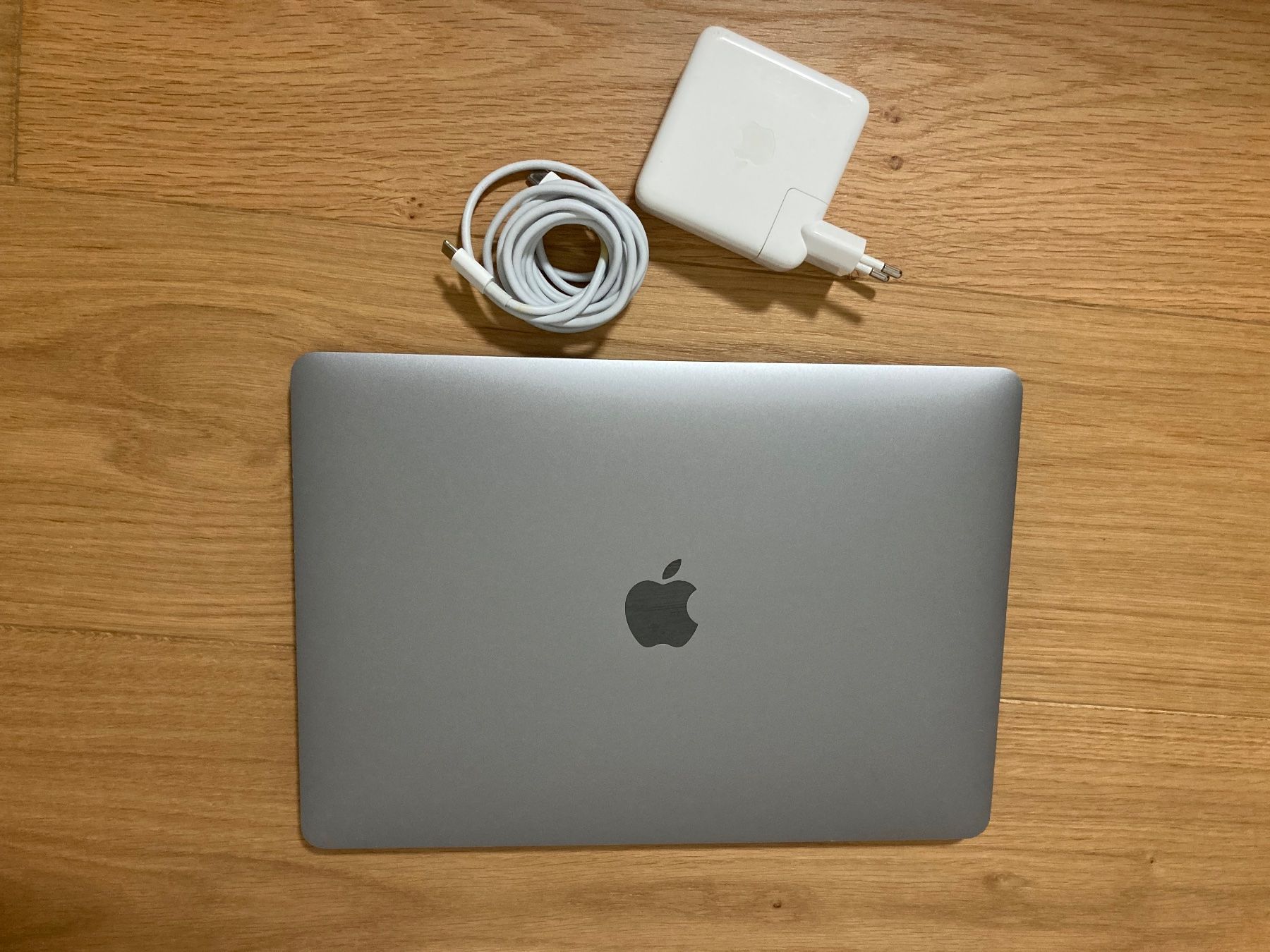 Apple Notebooks: Apple MacBook Pro 2020 – Gebraucht aus Sursee von  1