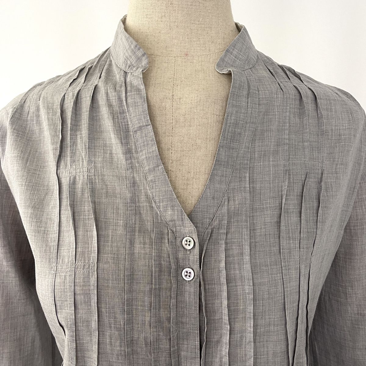 Fabiana Filippi Camicette: FABIANA FILIPPI Shirt – Nuovo (secondo la descrizione) da Emmen venduto da Avviivva_Com2023 1