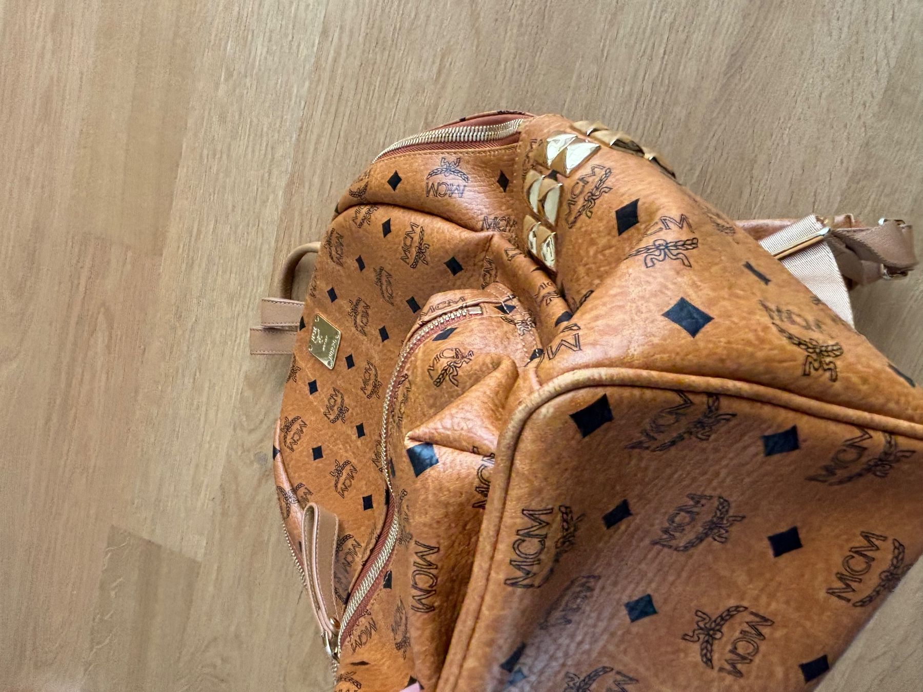 Mcm Zaini: MCM Stark Rucksack Medium – Usato da Zürich venduto da 2KiWi 8