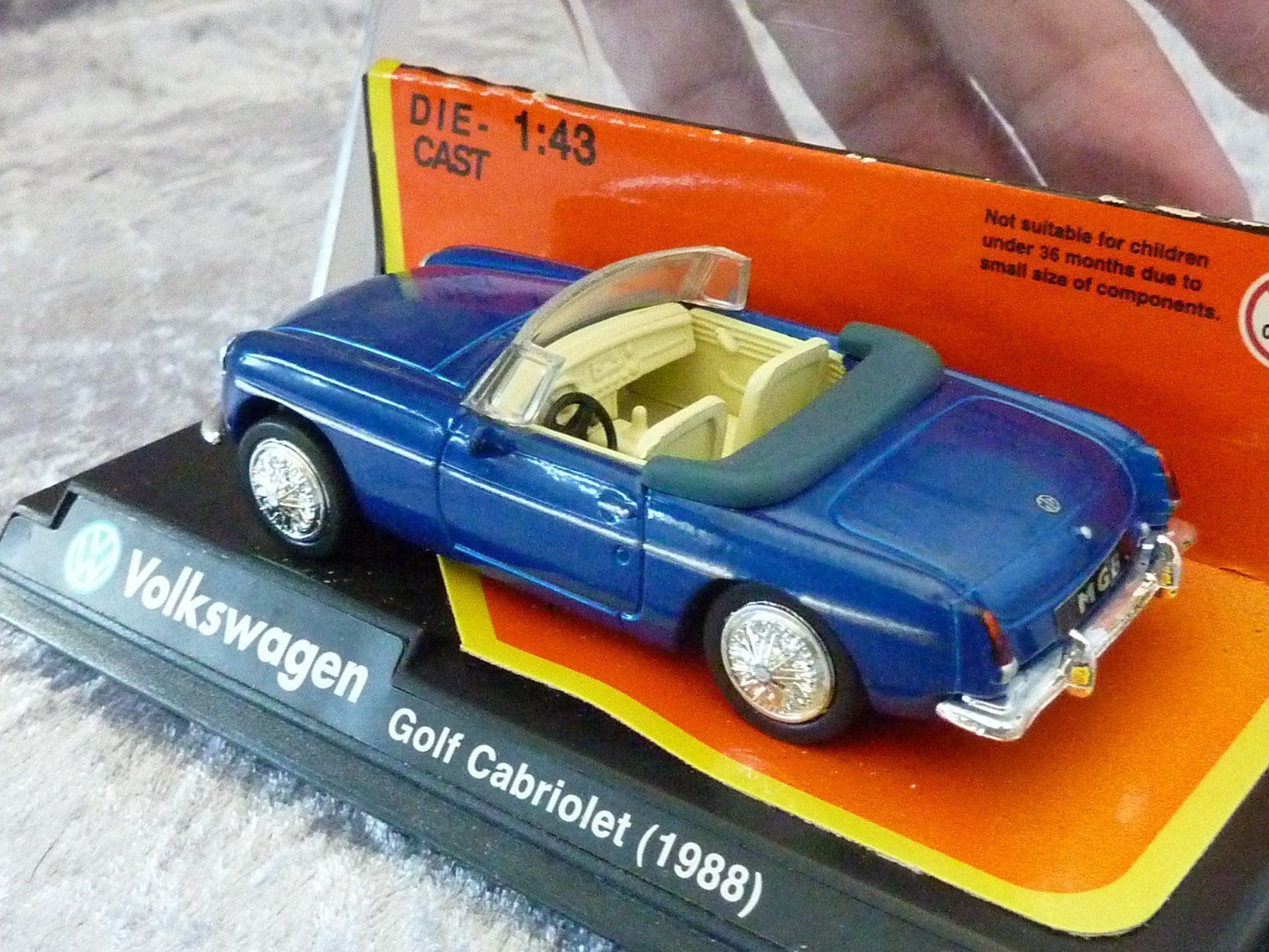 MG Modellini d'auto: MG B Cabrio 1:43 – Nuovo (secondo la descrizione) da Dürrenäsch venduto da modellautos4you 2