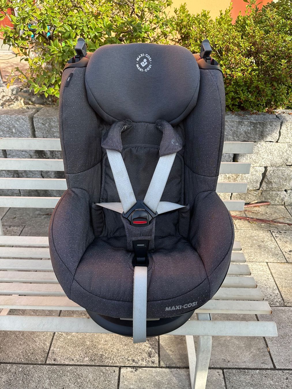 Maxi-Cosi Seggiolini per auto: Kindersitz Maxi Cosi Tobi, 9-18 kg – Usato da Seuzach venduto da Leli.91 1