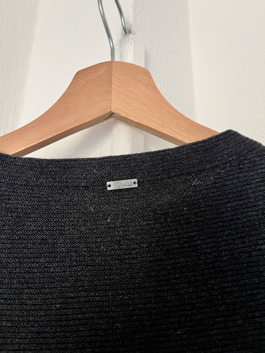 Nile Maglioni & Felpe: Nile Pullover in Dark Grey Size M Good Condition – Usato da Lausanne venduto da Danash 4