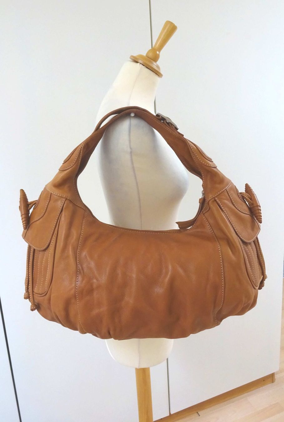 Borse da donna: Giostra - Neue grosse Leder Tasche - braun – Nuovo (secondo la descrizione) da Zofingen venduto da Justizia_01