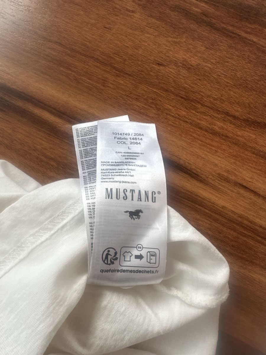 T-Shirts: 2 MUSTANG t.shirt gr L  – Gebraucht aus Uster von bek_v2ct 4
